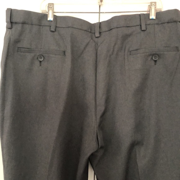 Haggar dark grey men’s dress pants size 40x30 - Picture 6 of 6